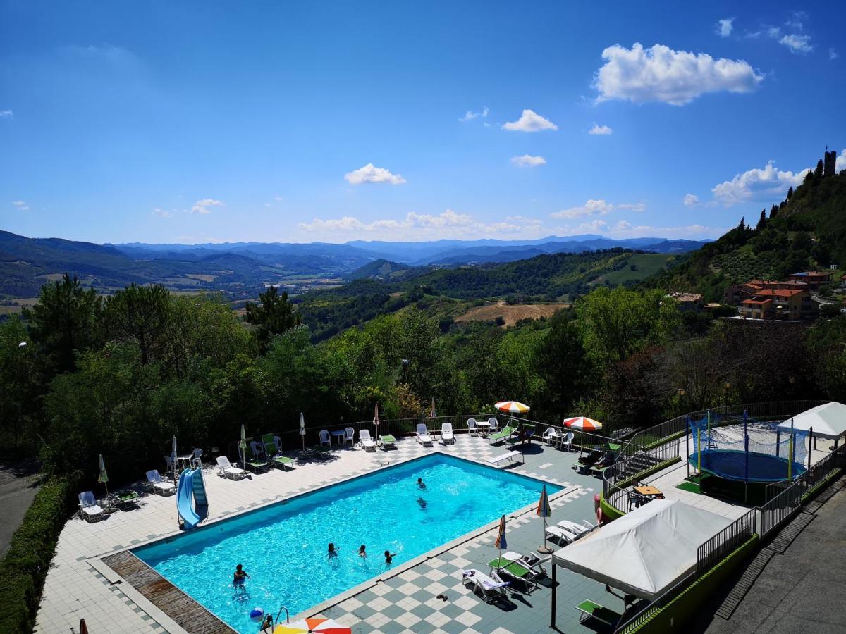 Hotel Balcone Sul Metauro 3*